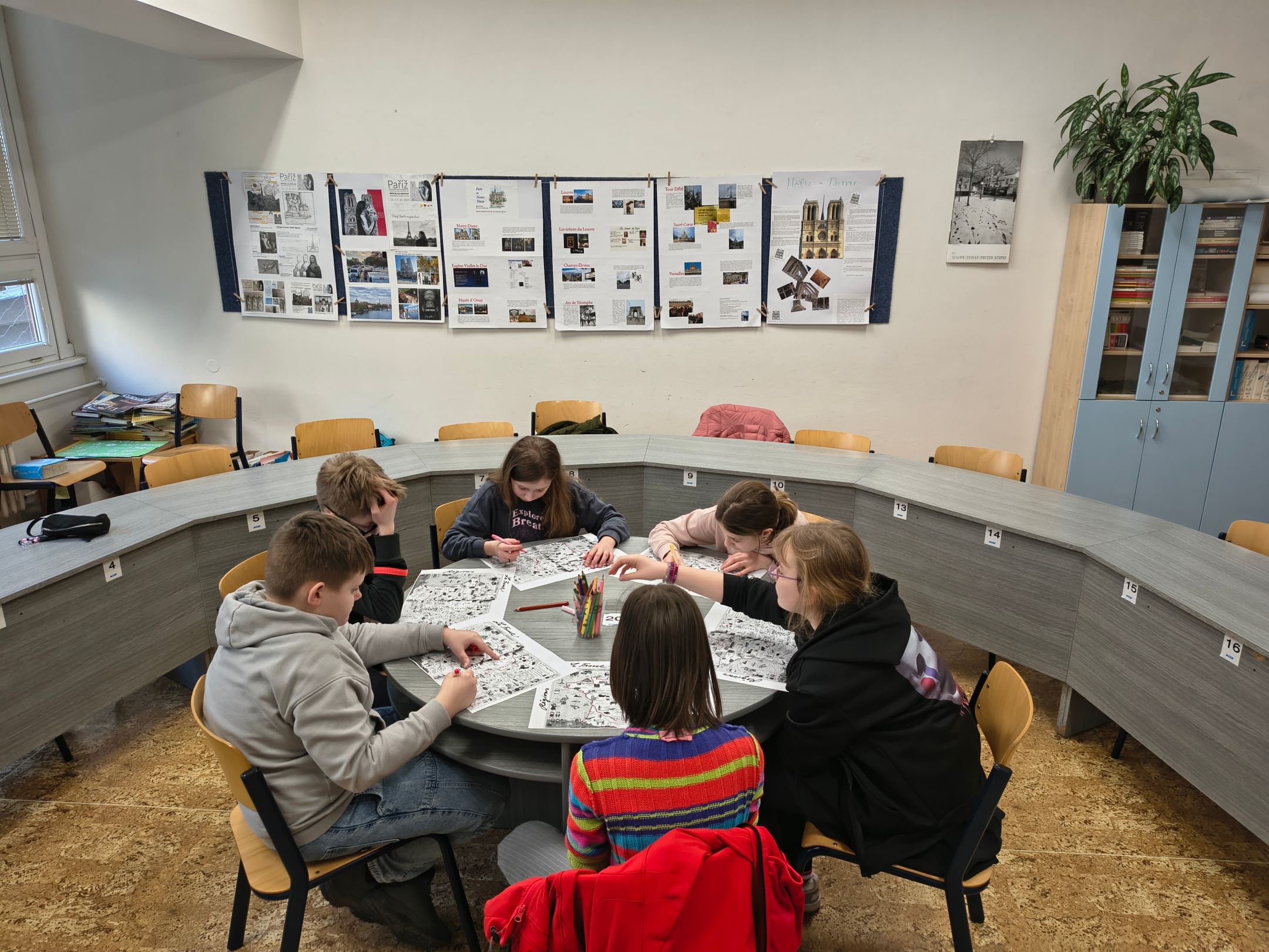 Mladí badatelé na skok ve Francii