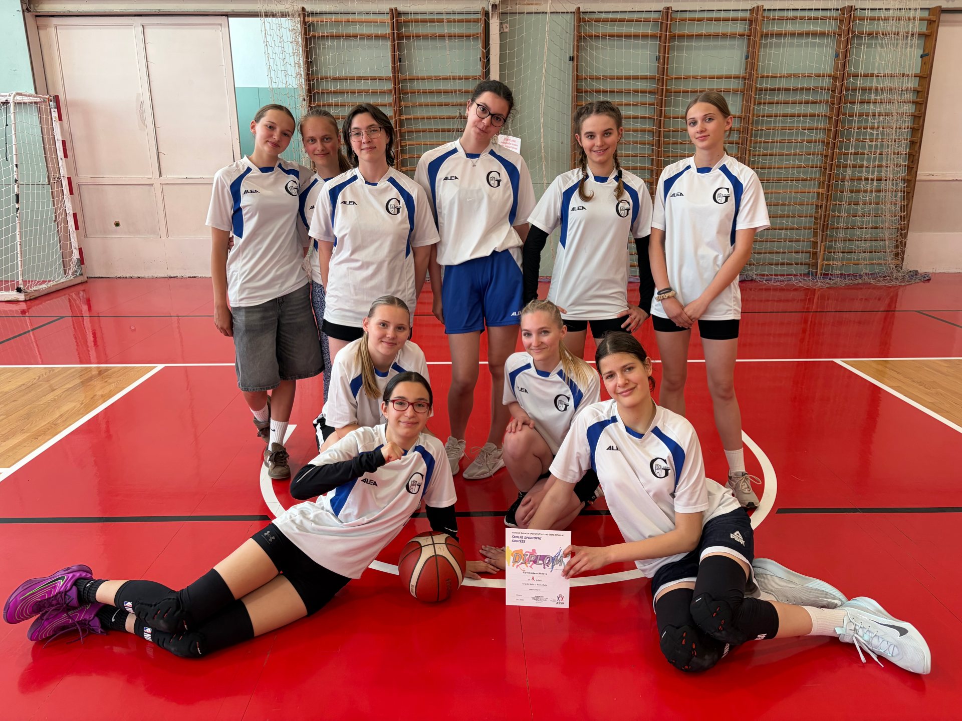 Bronzové basketbalistky
